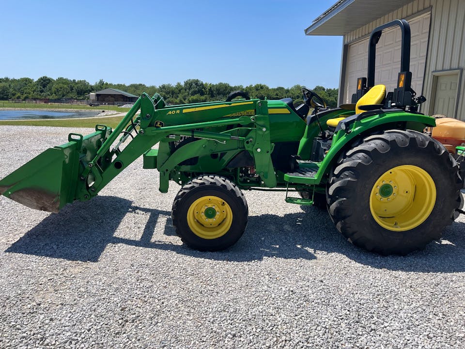 John Deere 4066M