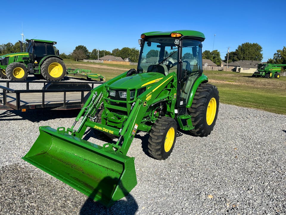 John Deere 4066R