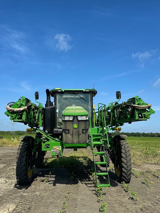 John Deere 412R