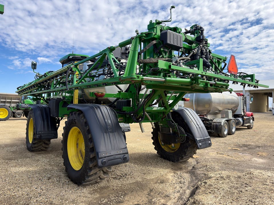 John Deere 412R