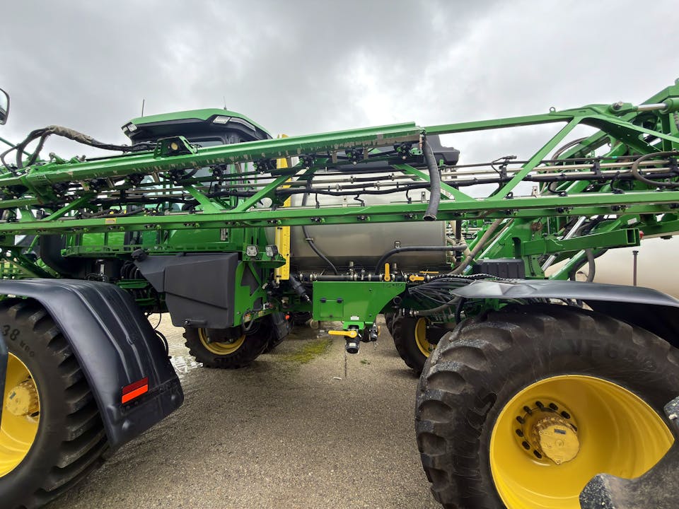 John Deere 412R