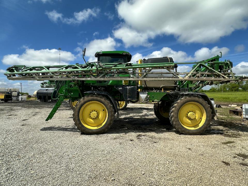 John Deere 412R