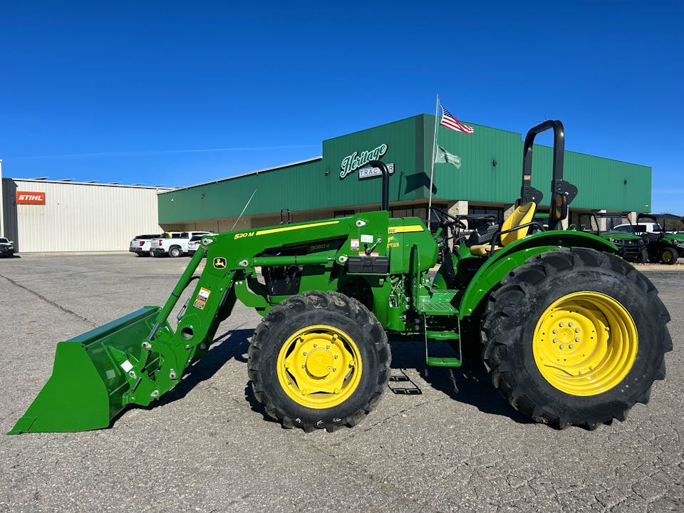 John Deere 5050E