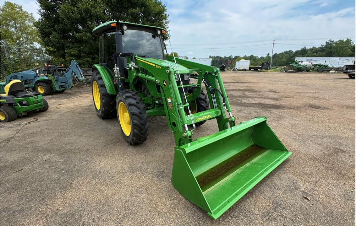 John Deere 5067E