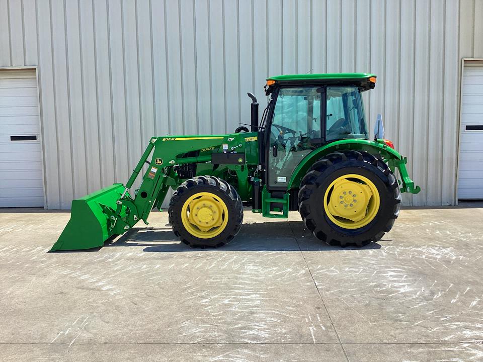 John Deere 5067E Premium Cab
