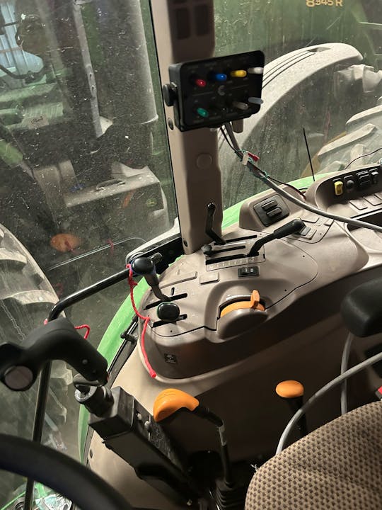 John Deere 5075E