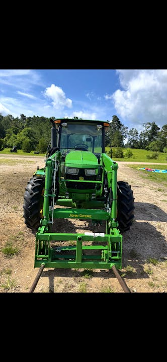 John Deere 5075E Premium Cab