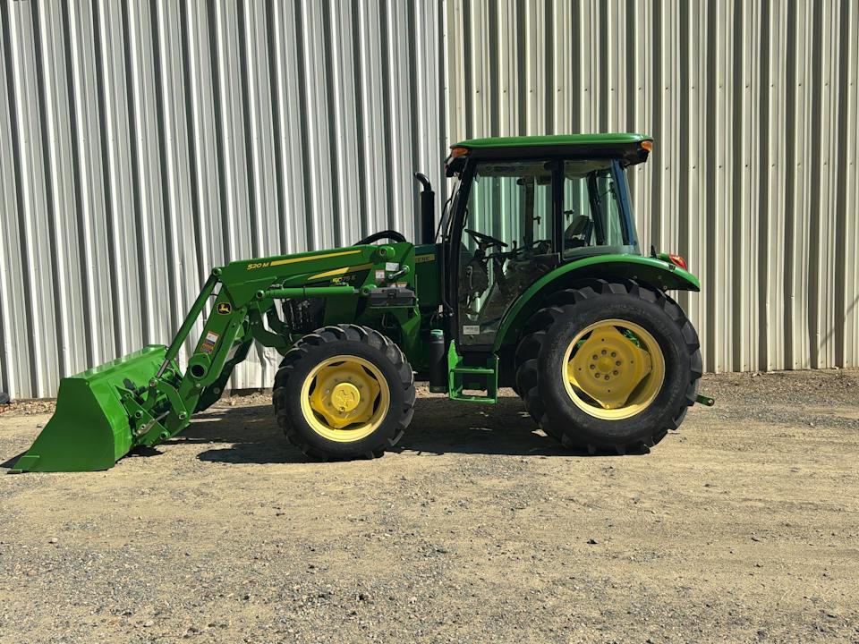 John Deere 5075E Premium Cab