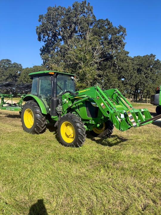 John Deere 5090E