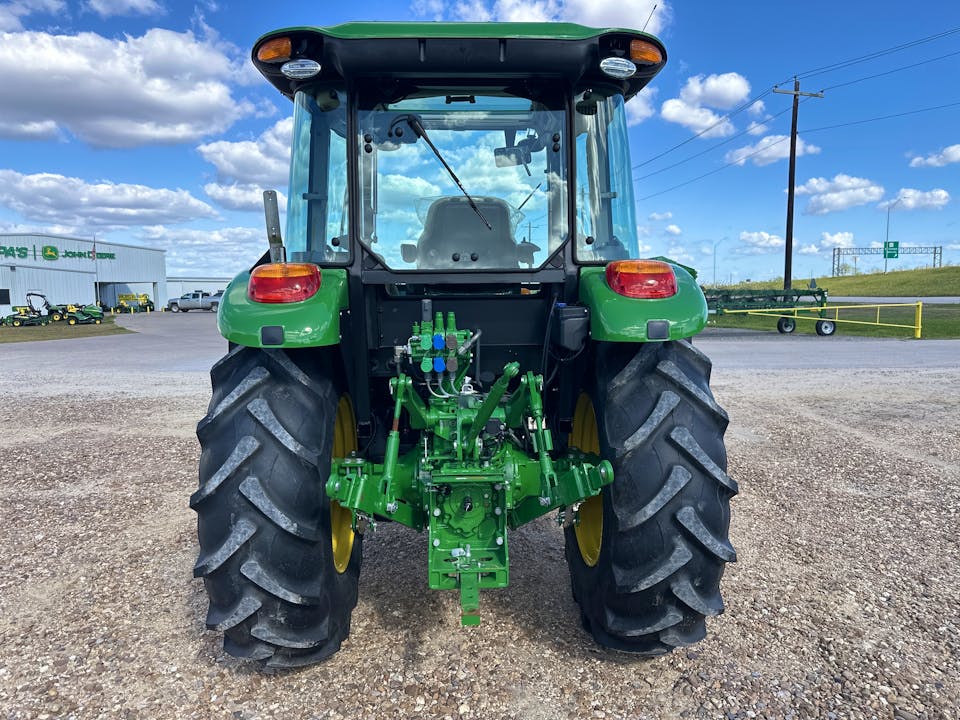 John Deere 5090E