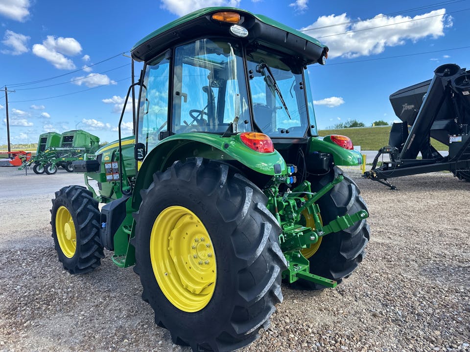 John Deere 5090E