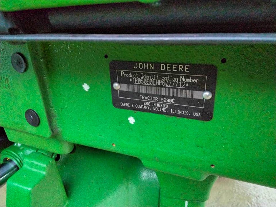 John Deere 5090E