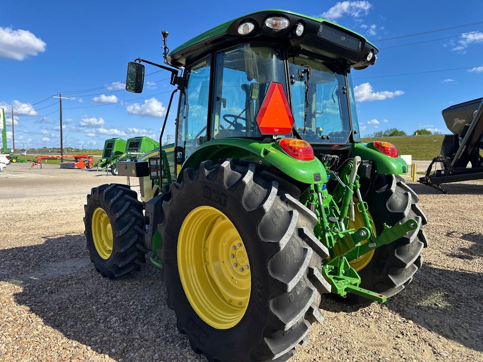 John Deere 5095M