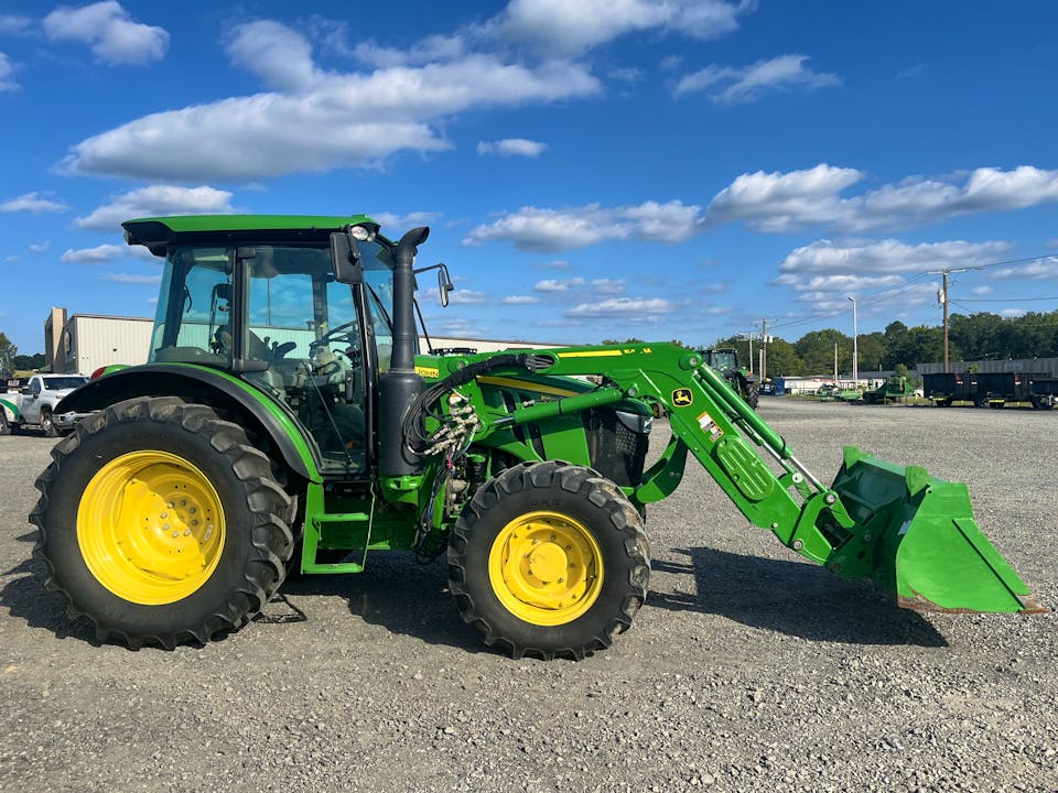 John Deere 5095M