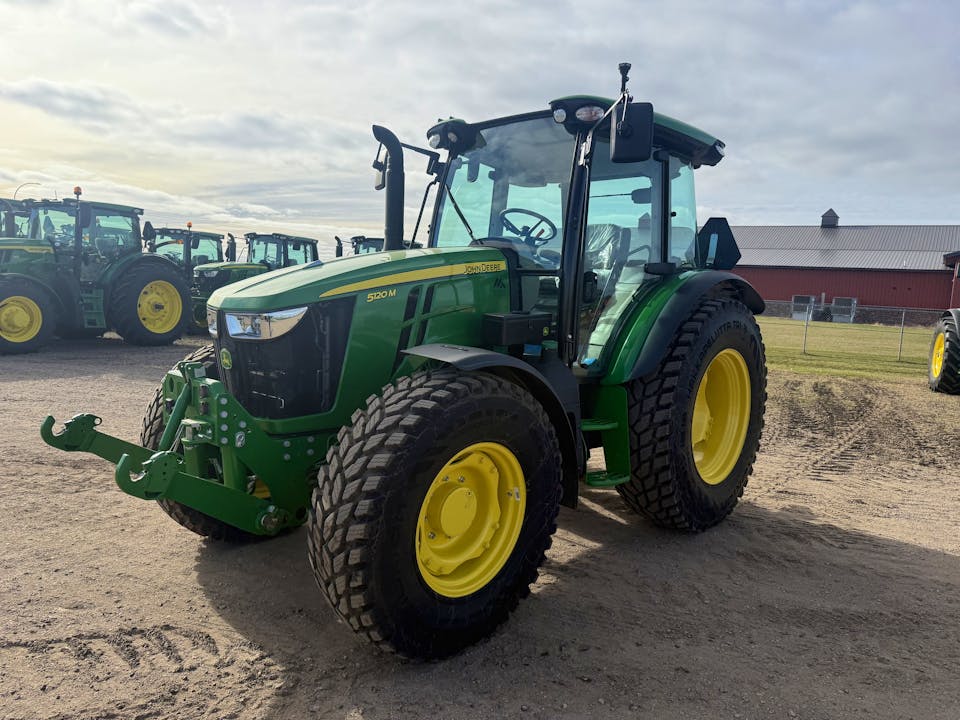 John Deere 5120M