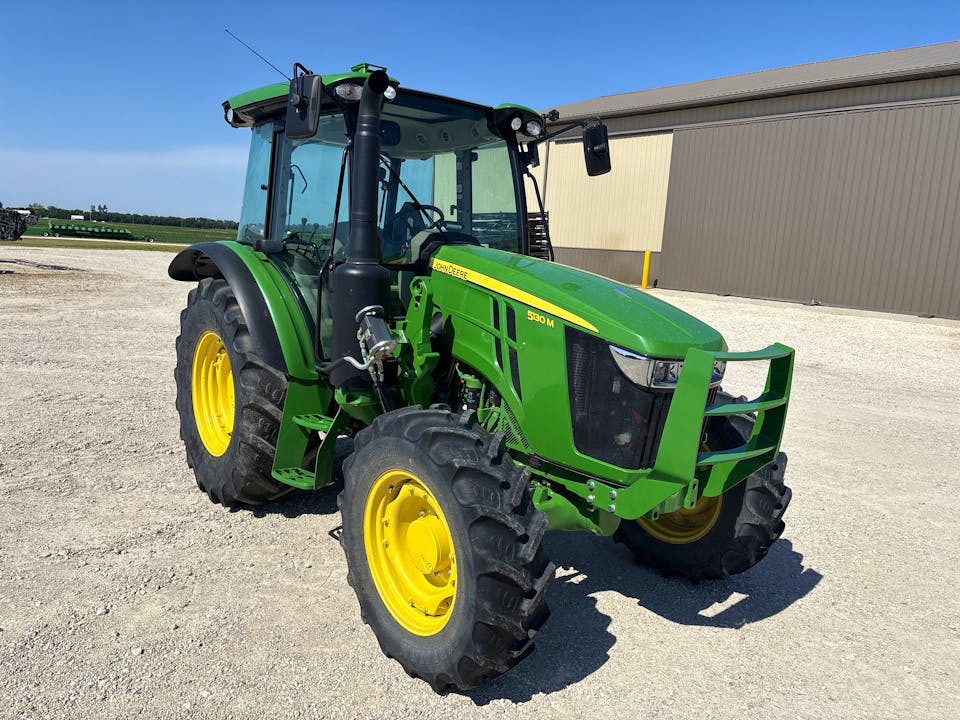 John Deere 5130M