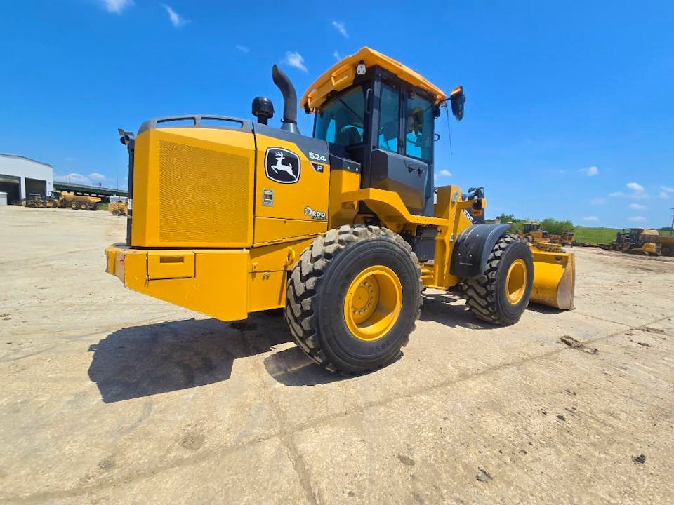 John Deere 524P