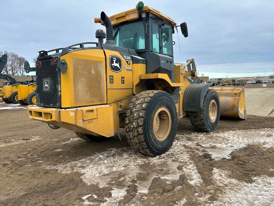 John Deere 524P