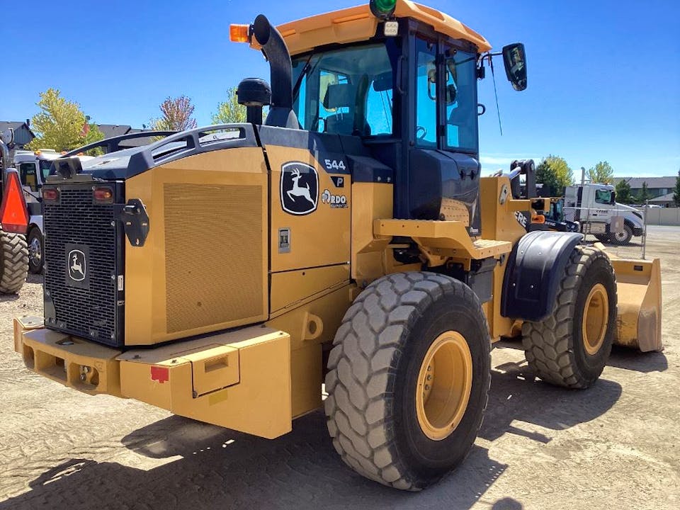 John Deere 544P