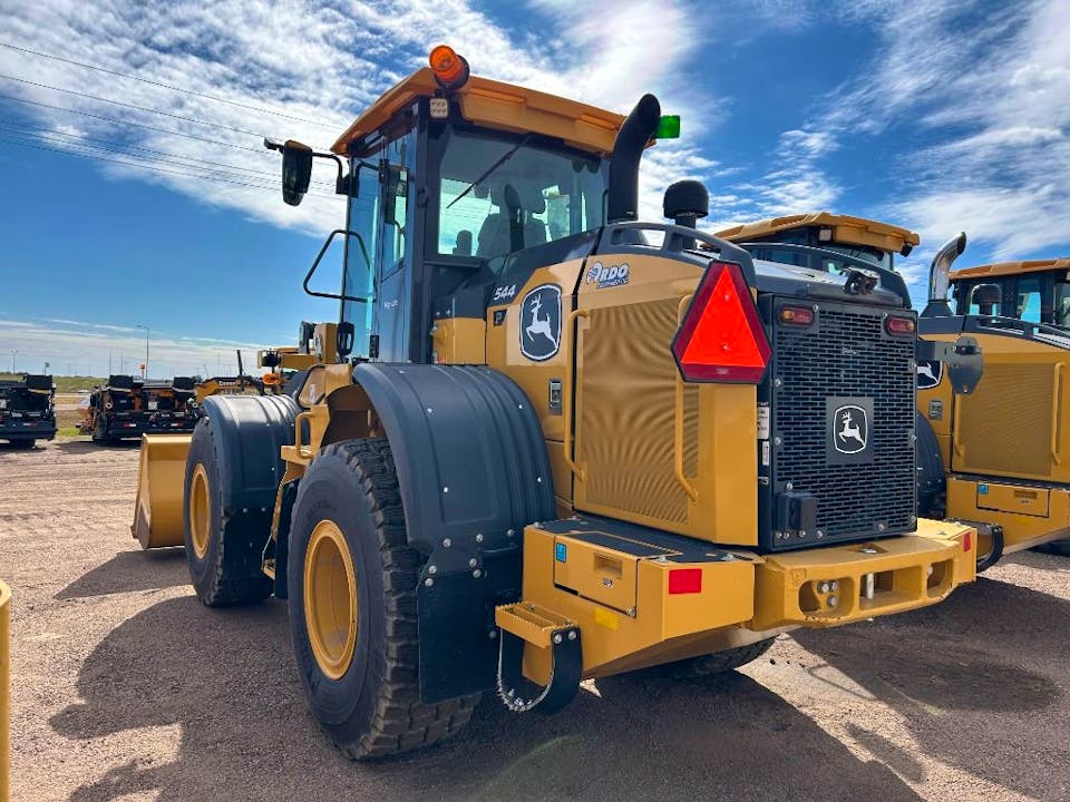 John Deere 544P