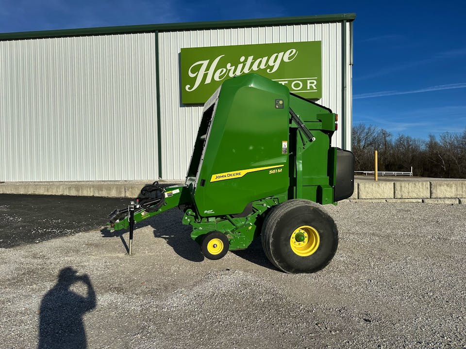John Deere 561M