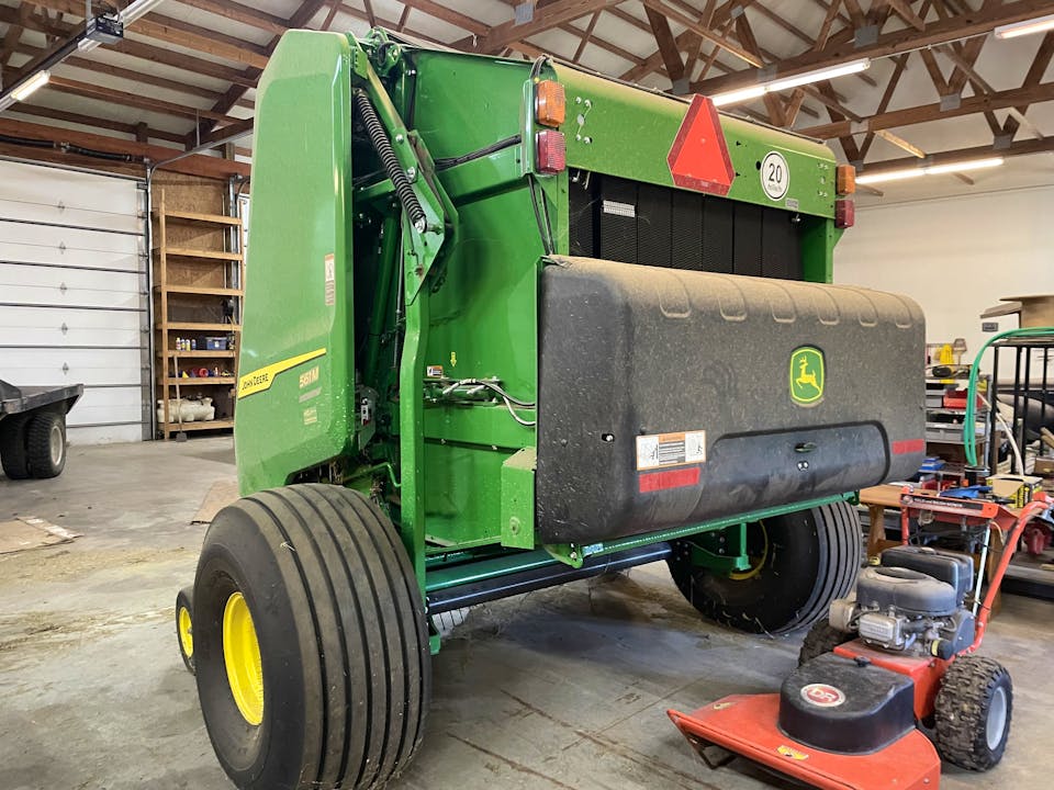 John Deere 561M