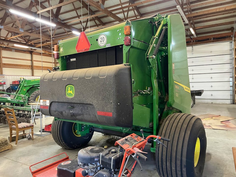 John Deere 561M