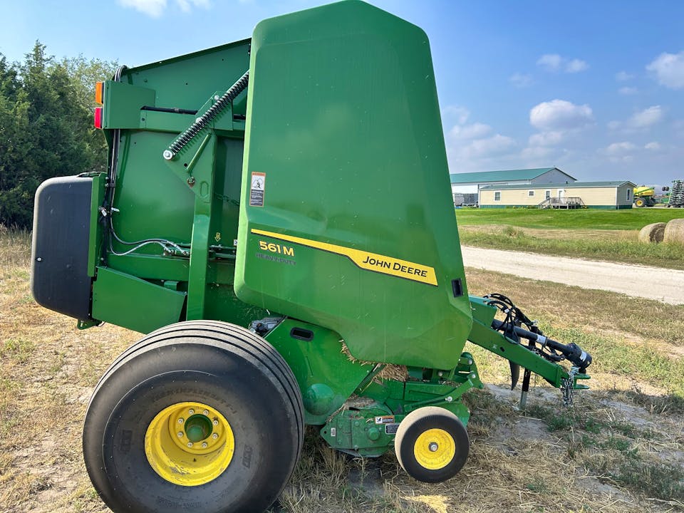 John Deere 561M