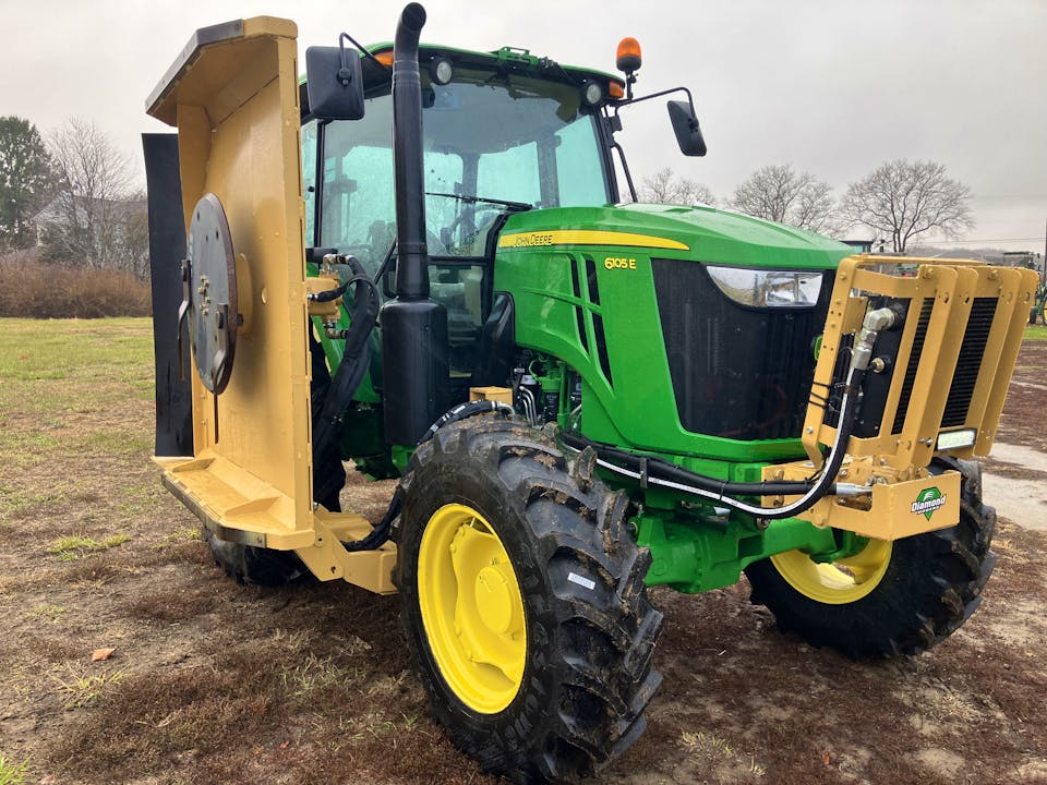 John Deere 6105E
