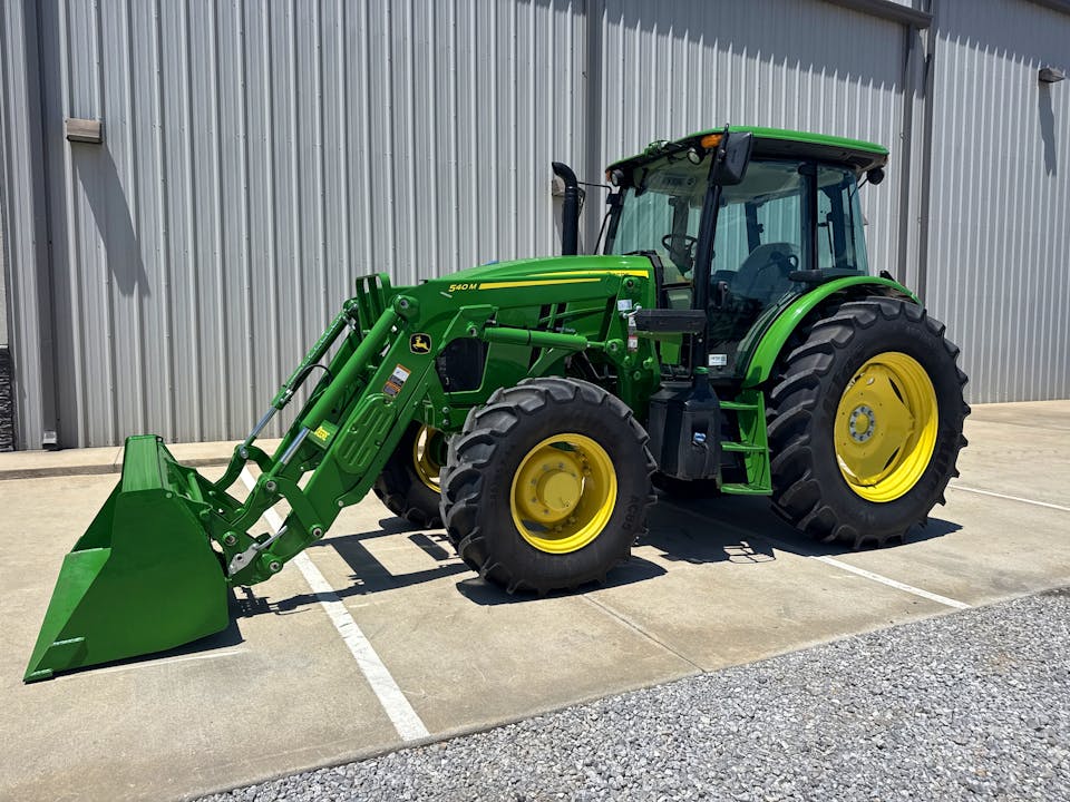 John Deere 6105E Cab