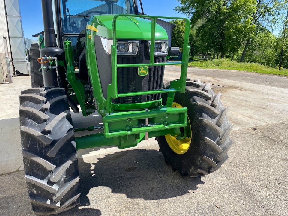 John Deere 6120E