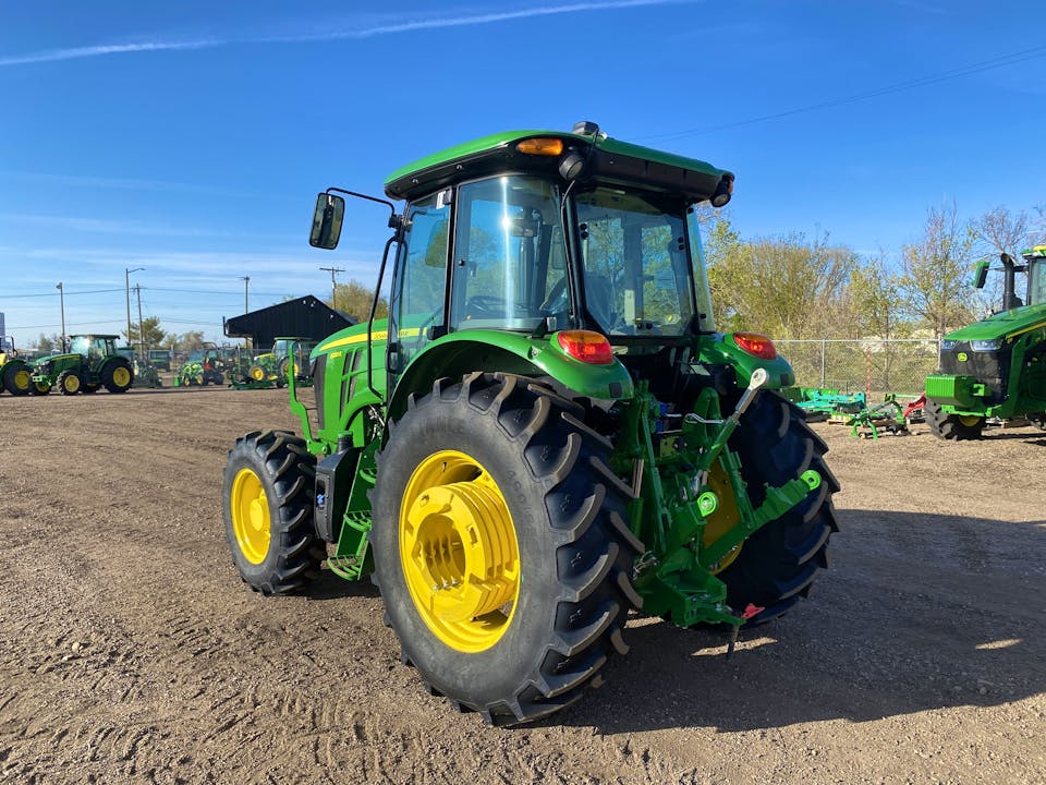 John Deere 6120E