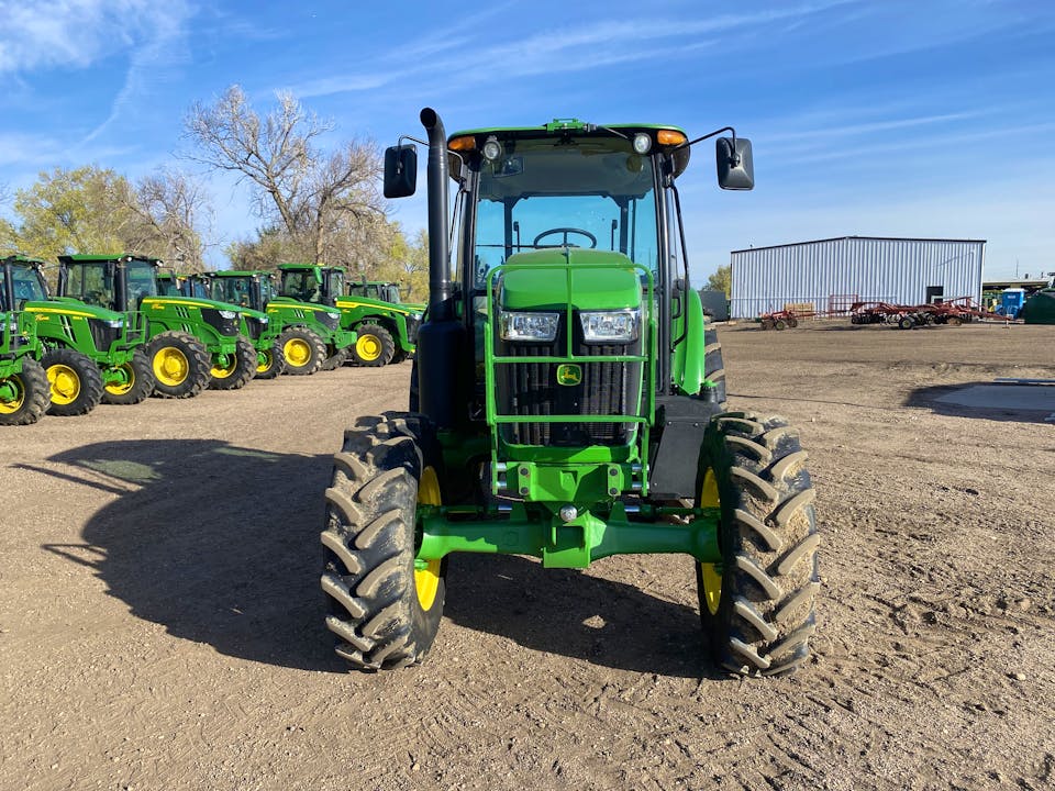 John Deere 6120E