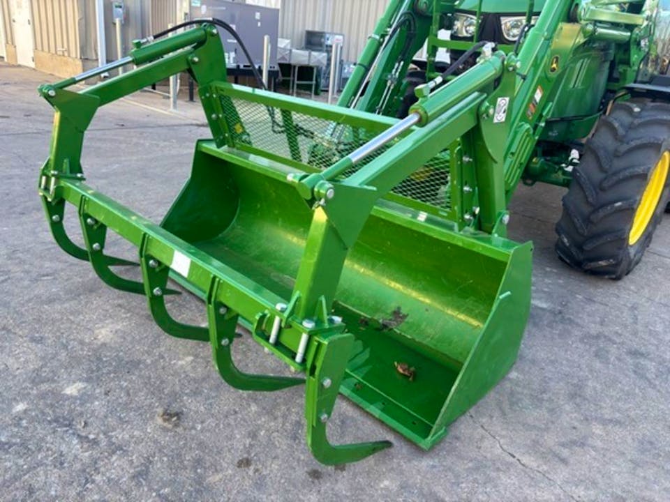 John Deere 6130M