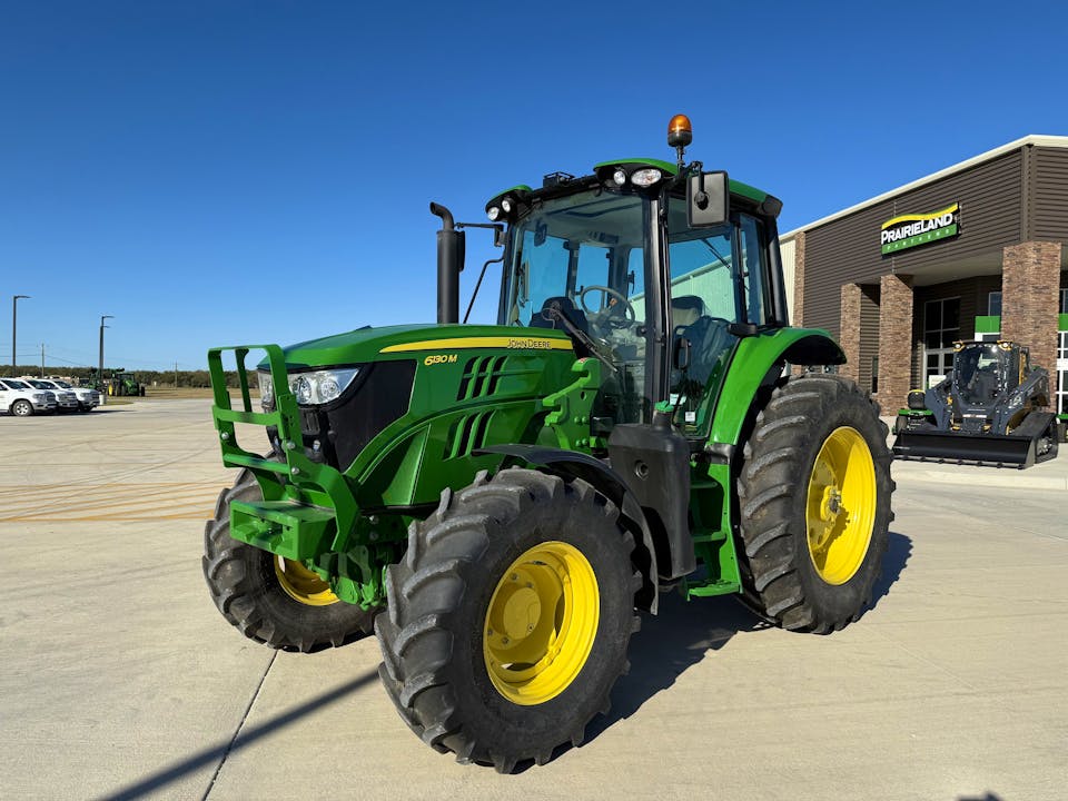 John Deere 6130M