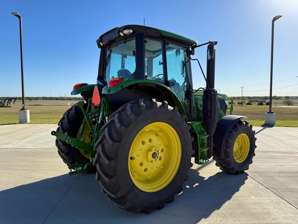 John Deere 6130M