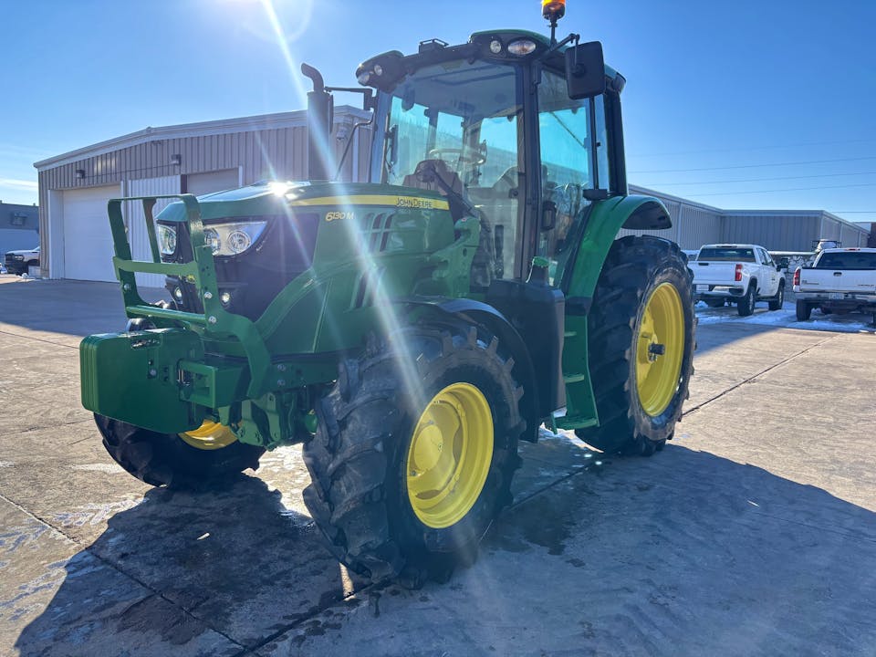 John Deere 6130M
