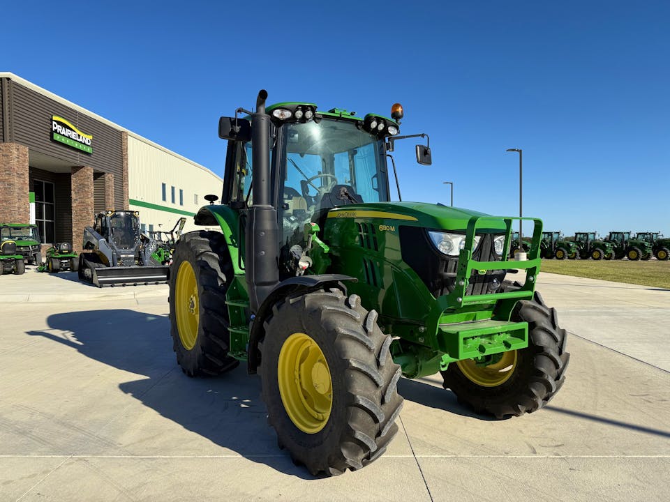 John Deere 6130M