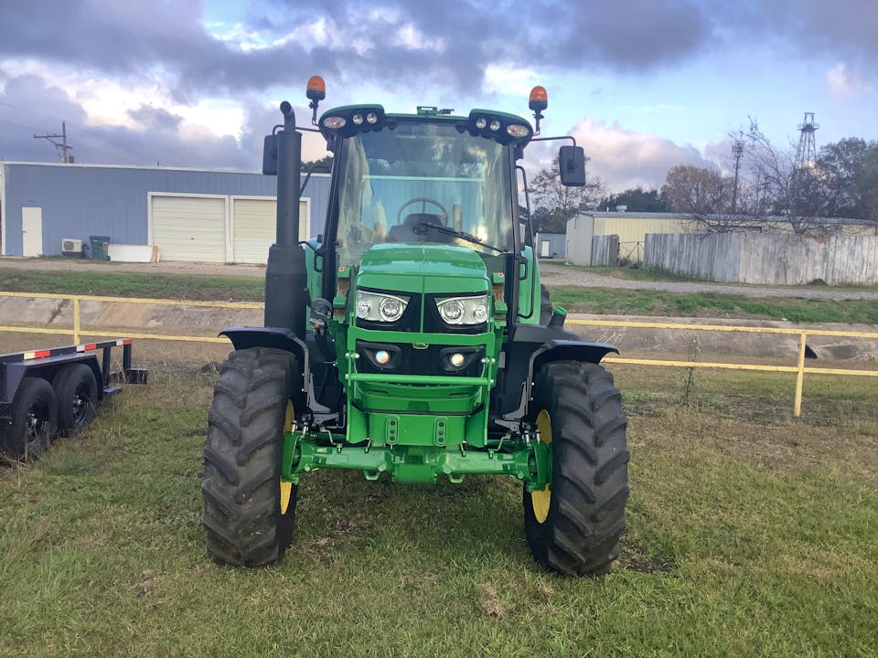 John Deere 6130M