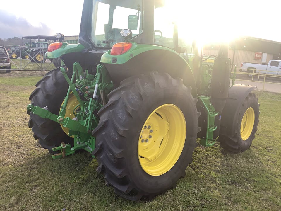 John Deere 6130M