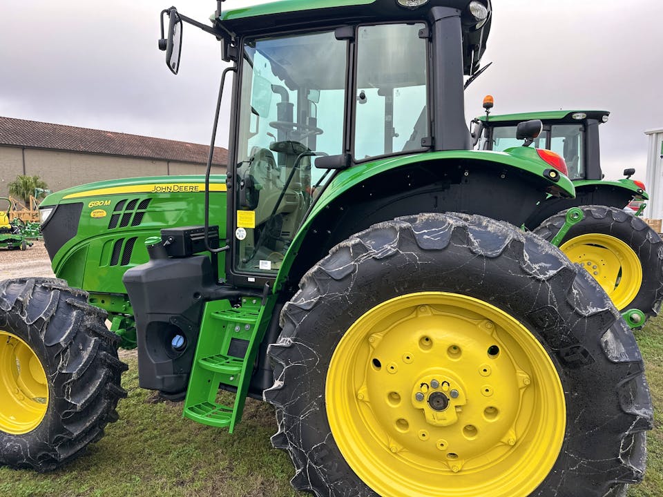 John Deere 6130M