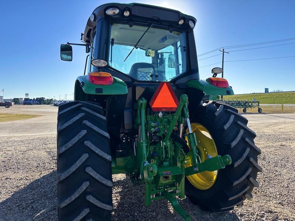 John Deere 6130M