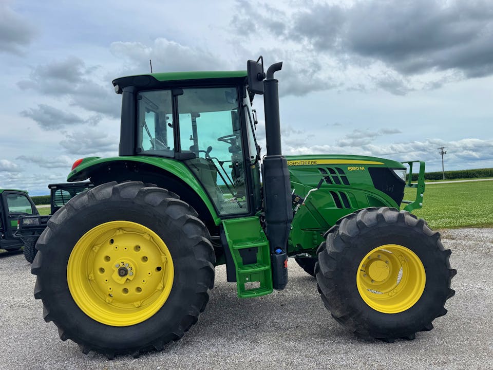 John Deere 6130M