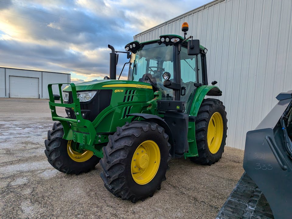 John Deere 6130M