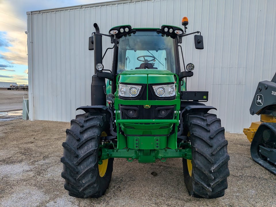 John Deere 6130M