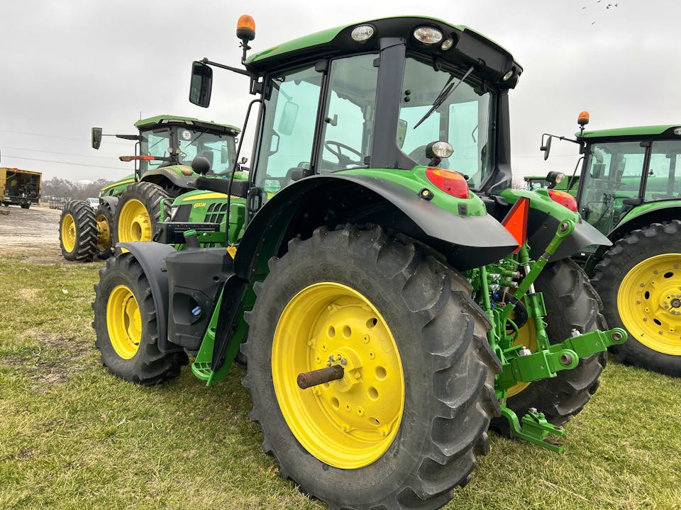 John Deere 6130M