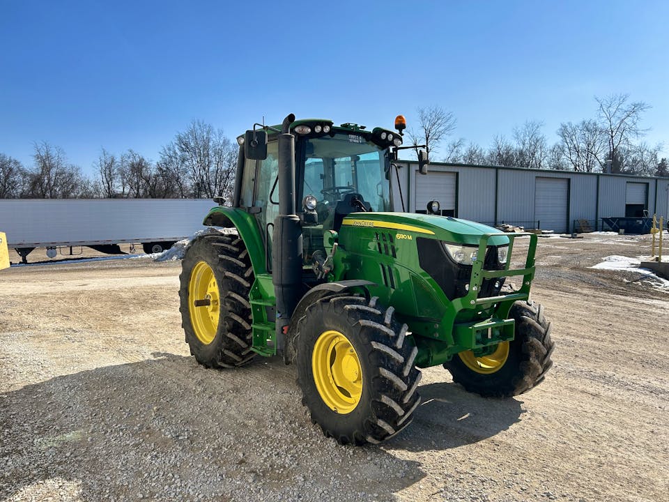 John Deere 6130M