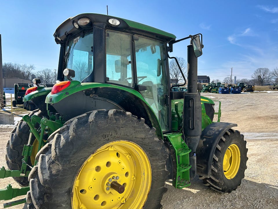 John Deere 6130M
