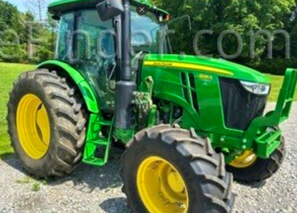 John Deere 6135E Cab