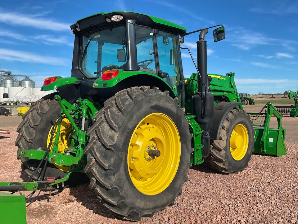 John Deere 6145M